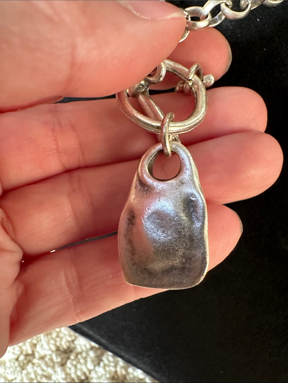 Aven’s Silver Plated Pink Crystal Stone Pendant Chain Necklace - Picture 6 of 6